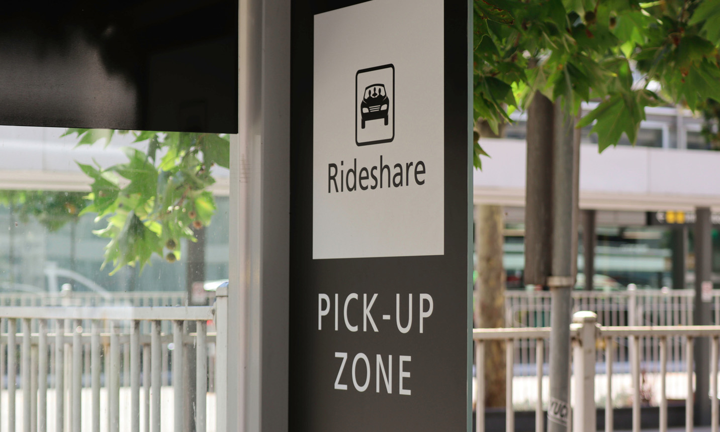 Rideshare pickup zone